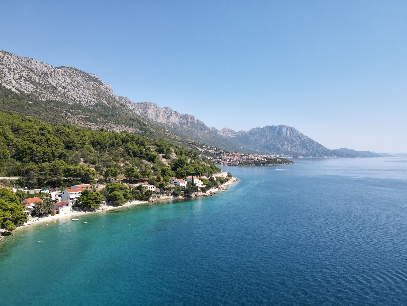 Plaža Kašjuni, Split — baza Kajakare